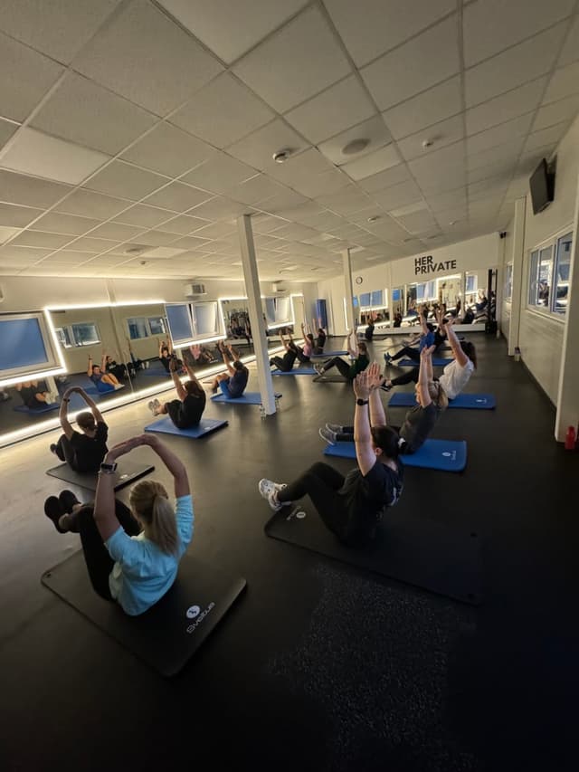 Her private sporto studija Dainava